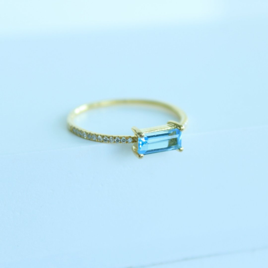DECEMBER BIRTHSTONE