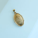 14K Solid Yellow Gold Vintage Floral-Engraved Oval Photo Locket