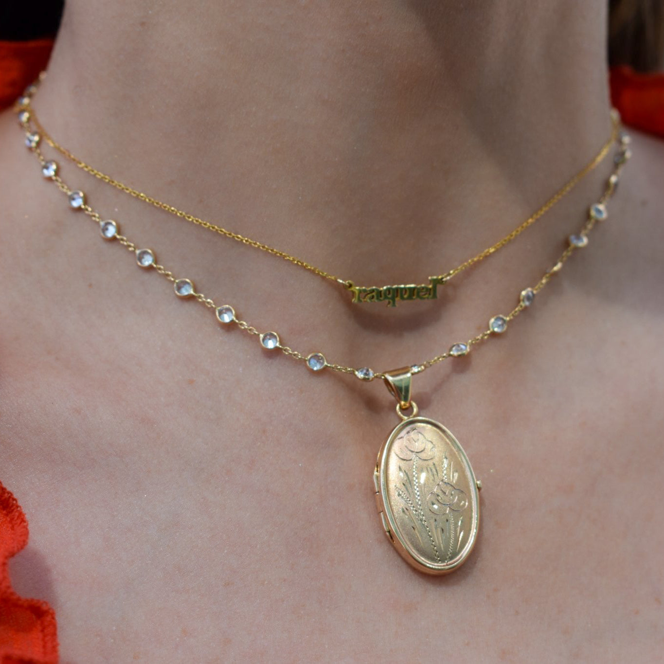 14K solid yellow gold vintage floral engraved oval photo locket – Laraquel Jewelry