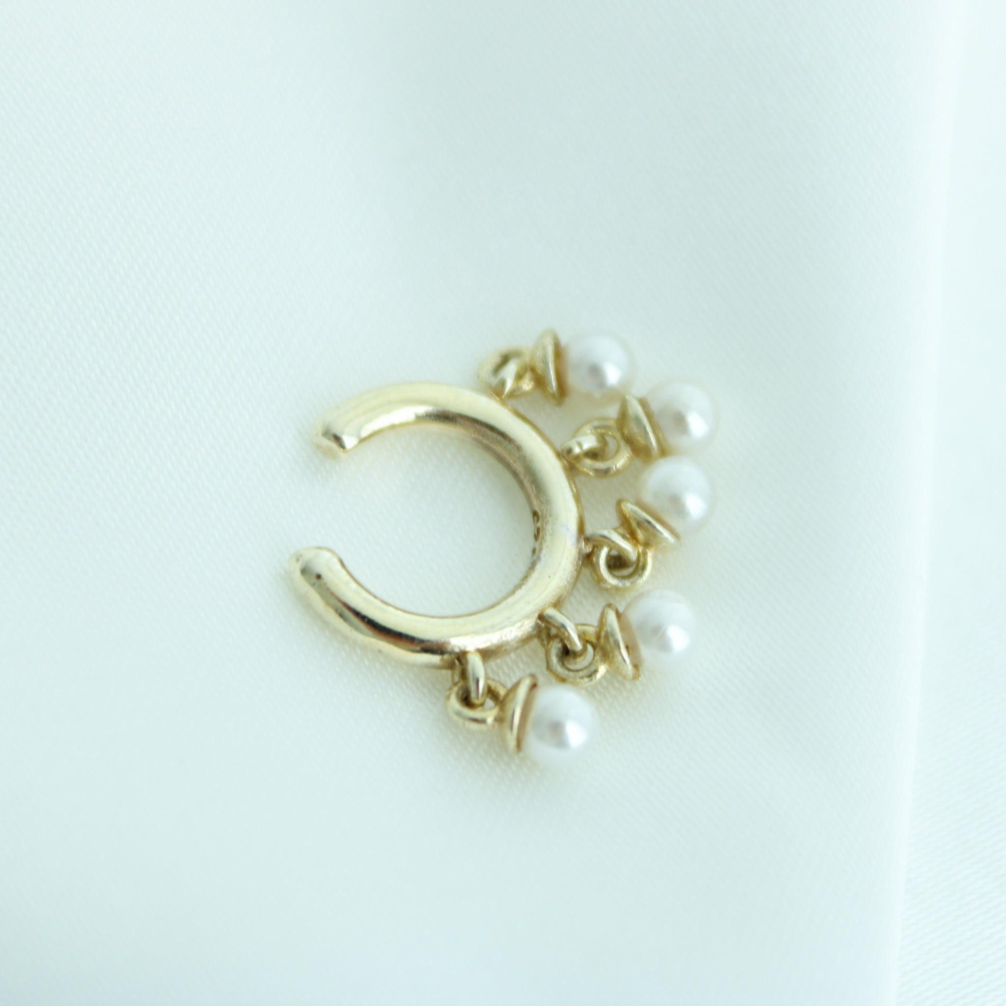 925 Sterling Silver Fresh Water Pearls Ear Cuff