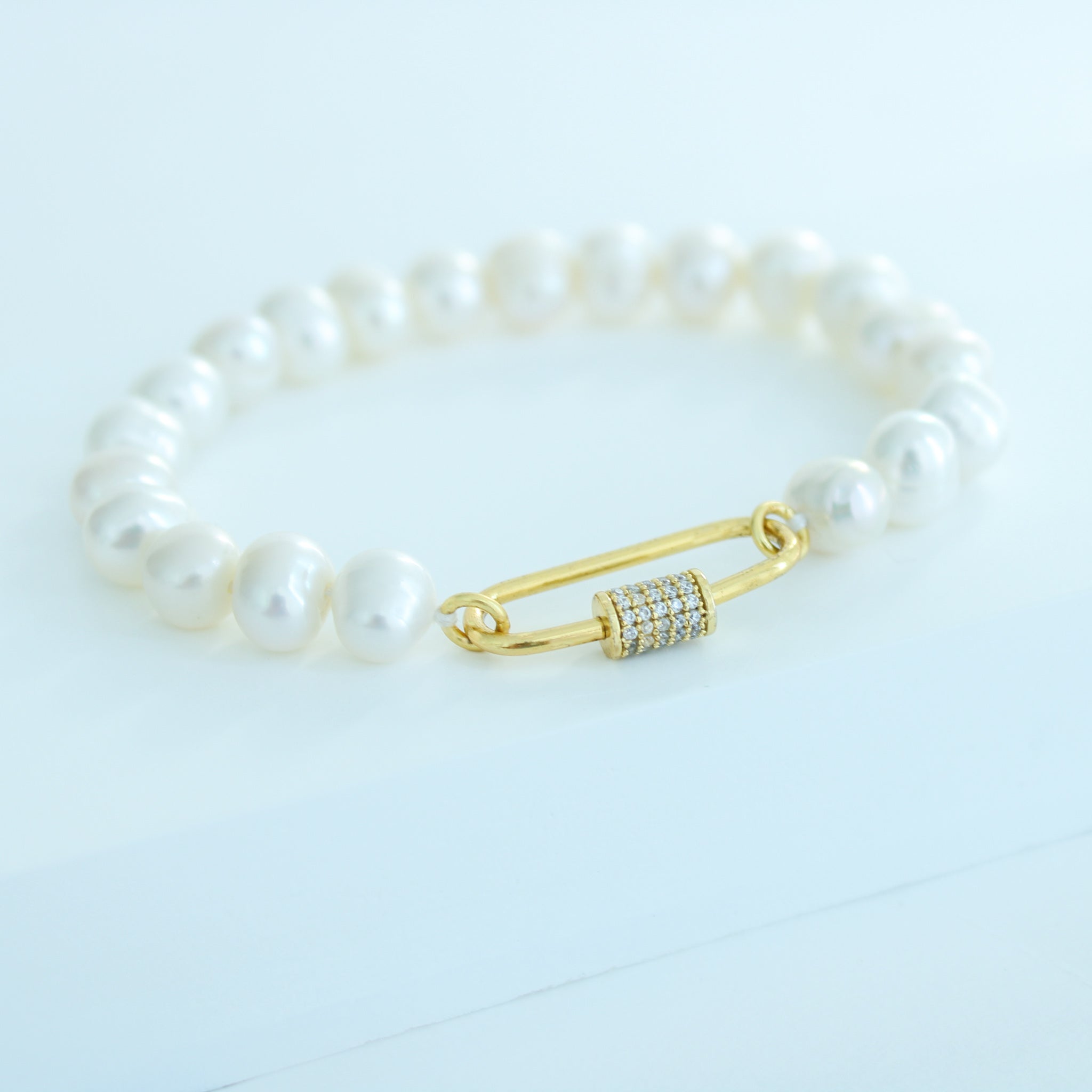 925 Sterling Silver Fresh Water Pearls Royal Lock Bracelet