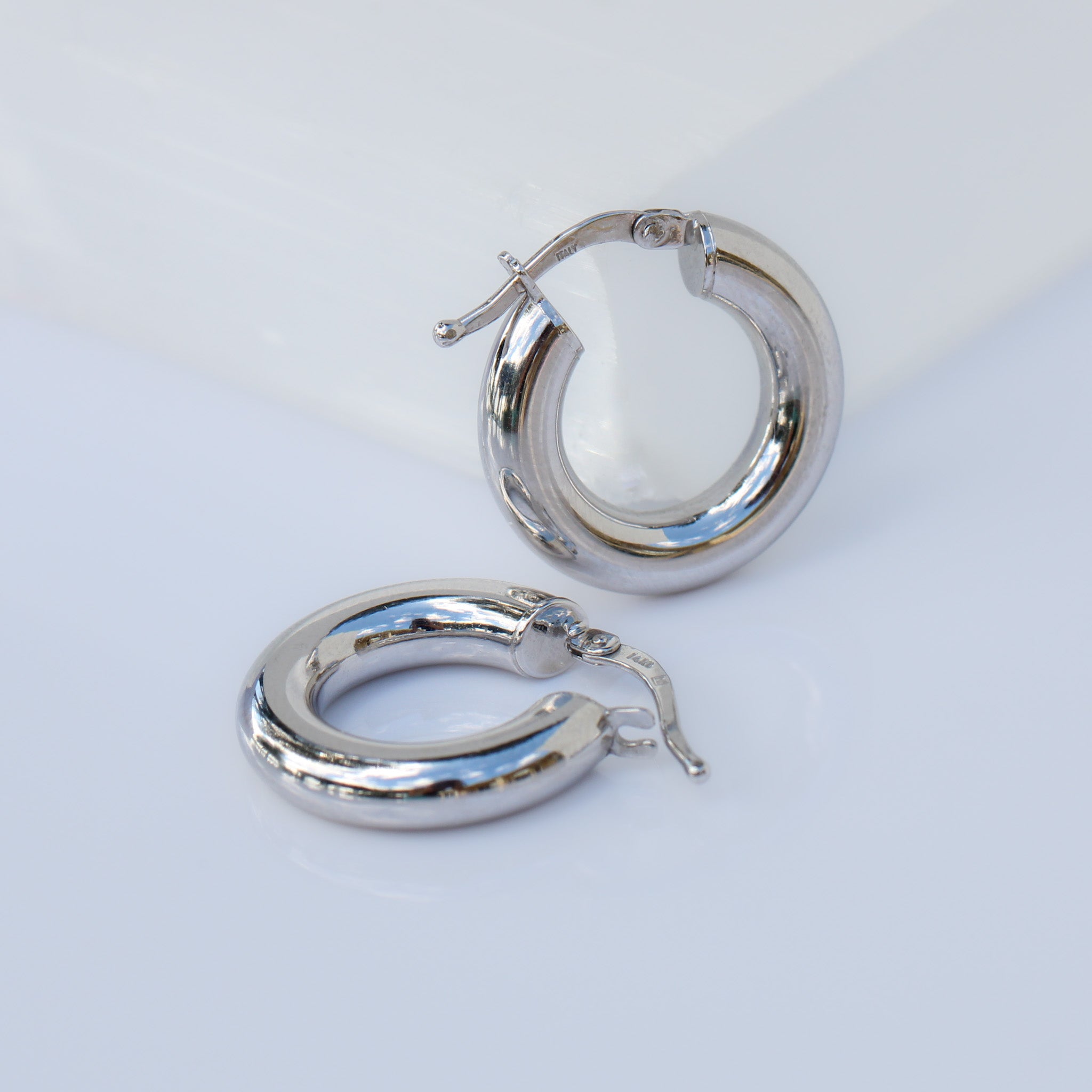 14K Solid White Gold 4mm Tube Hoops Earrings